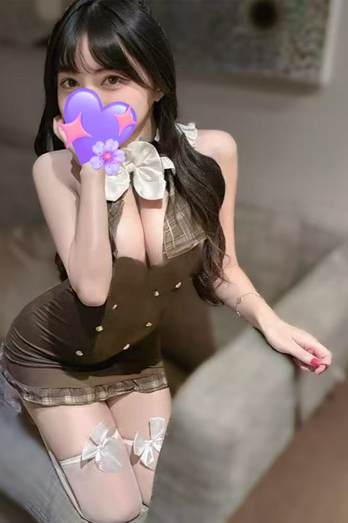 40774女孩.png