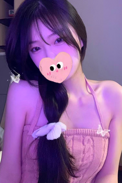 40774女孩1.png